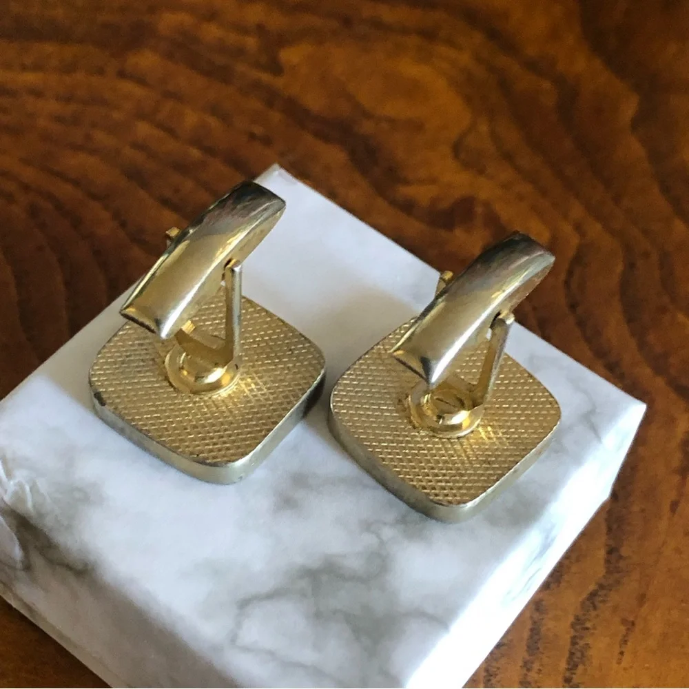 Vintage black enamel music note gold tone cuff links